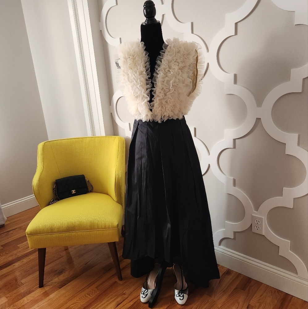 Black Skirt with zipper